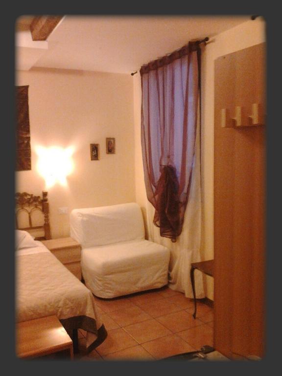 Ca Tron Apartment Next To Rialto Bridge Venice Room photo
